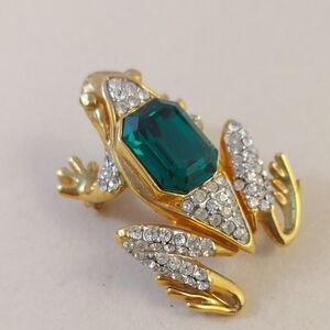 Gold and Green Frog Brooch
